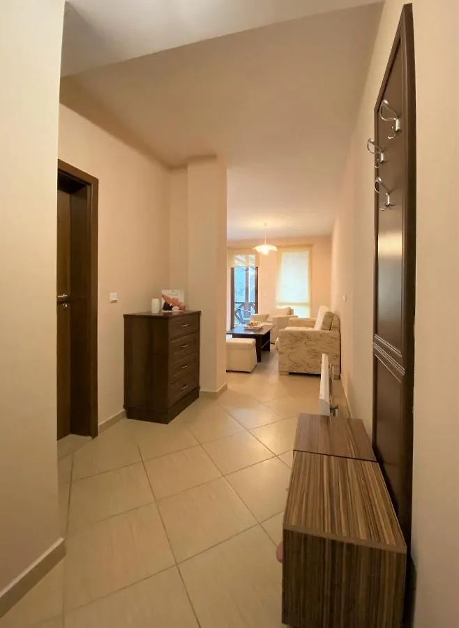Green Life Bansko, 1 Bedroom Private Apartment D4  Bansko